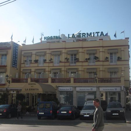 Hostal La Ermita Нерха Екстер'єр фото