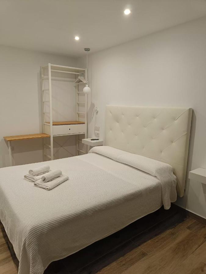 Hostal La Ermita Нерха Екстер'єр фото