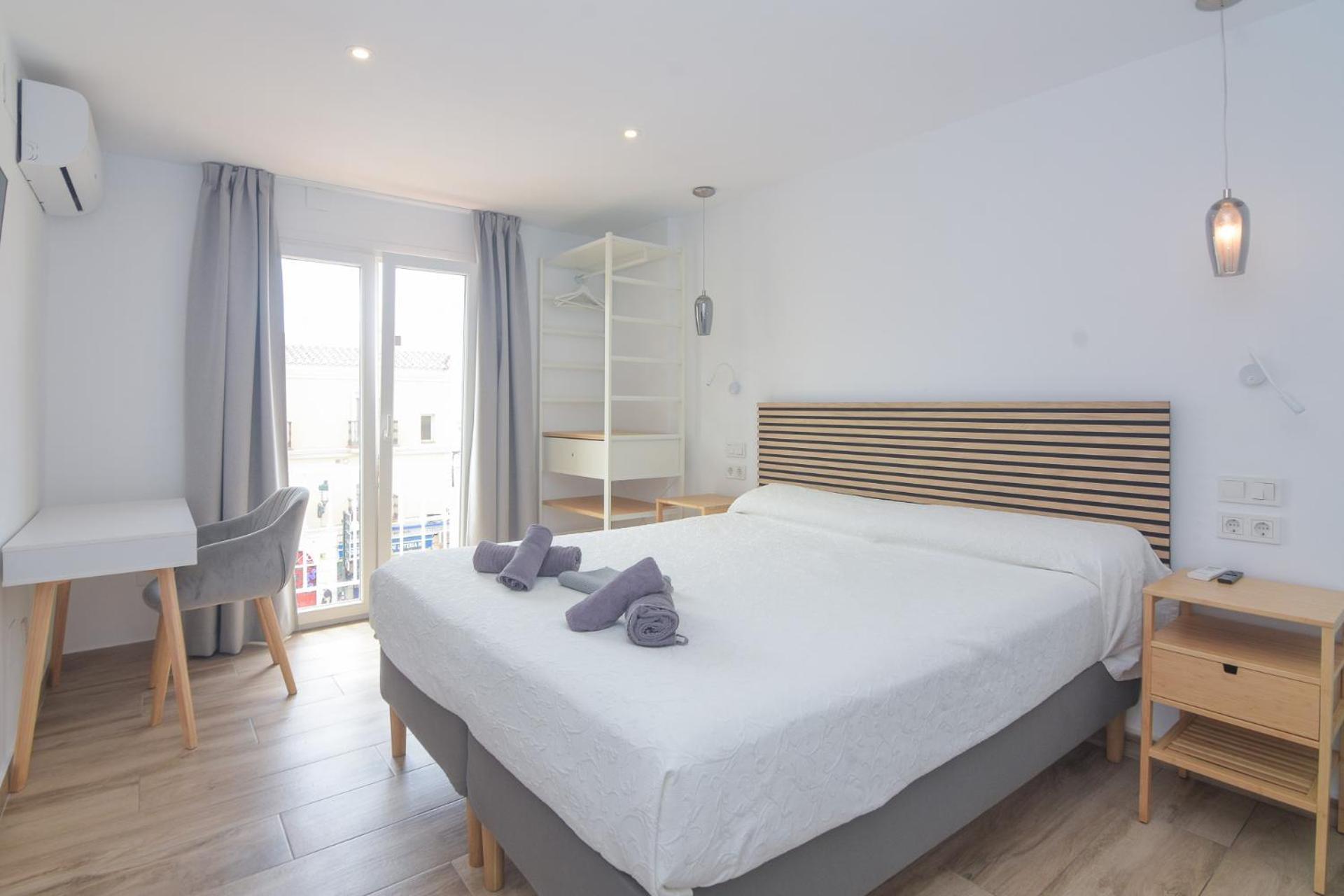 Hostal La Ermita Нерха Екстер'єр фото